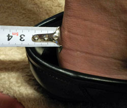 31.0cmのローファーを履いたときの踵の余裕　寸法計測