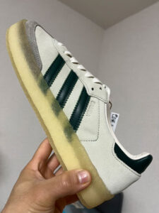 adidas（アディダス）とclarks（クラークス）のコラボスニーカーのソール部分