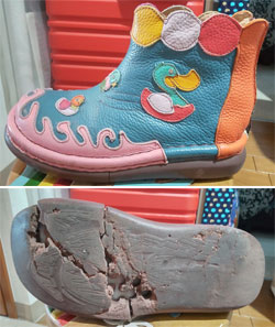 エスタシオン レディースブーツのソール割れ破損部分